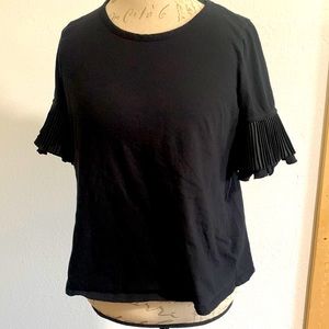 Worthington Black Short Sleeve T-shirt in Size Medium